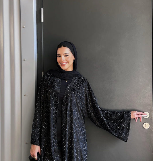 The bling kaftan in black